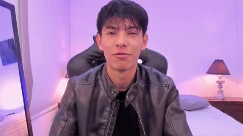 Snapshot of _alexandersawyer_ chatting on 11.12.25 Alexander online show from 11.12.25