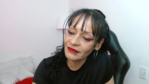 Snapshot of _alexandrajones chatting on 01.23.25 Alexandra online show from 01.23.25