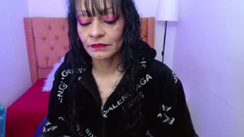 Snapshot of _alexandrajones chatting on 02.06.25 Alexandra online show from 02.06.25