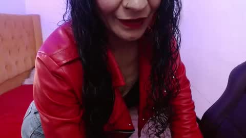 Snapshot of _alexandrajones chatting on 02.10.25 Alexandra online show from 02.10.25