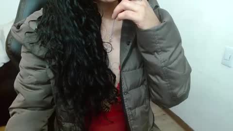 Snapshot of _alexandrajones chatting on 03.11.25 Alexandra online show from 03.11.25