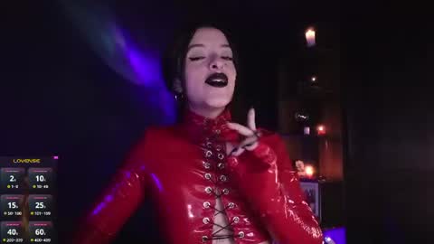 Miss Alice  My internet sucks these days see you soon online show from 06.19.26