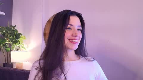 Snapshot of _aliice_1 chatting on 02.04.25 Alice online show from 02.04.25