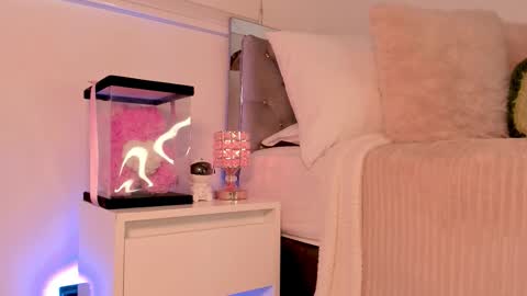 Karo online show from 12.20.25