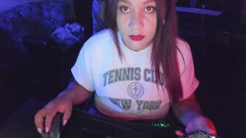 Giulia...... online show from 09.11.25