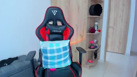 AMANDA online show from 02.04.26