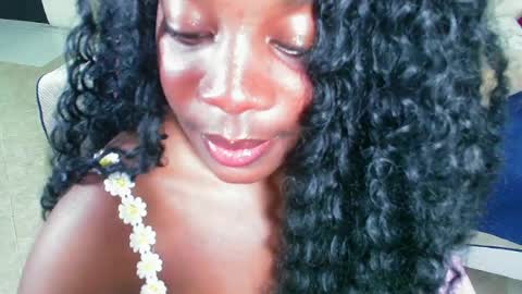 Snapshot of _amy_rojas_ chatting on 06.25.26 ask me online show from 06.25.26