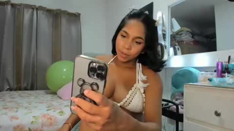 Analia online show from 06.10.26