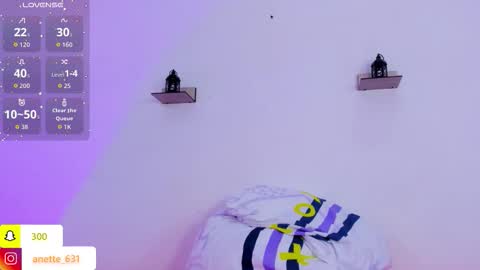 Anette online show from 10.13.25