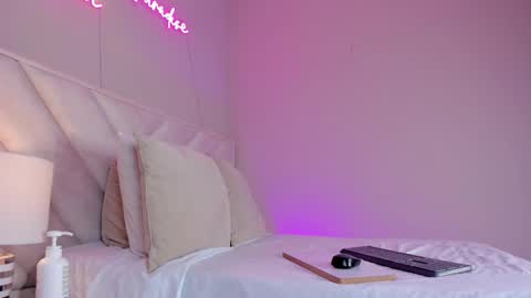 ngela  online show from 02.24.25