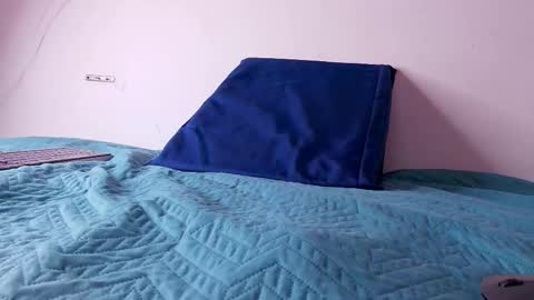 Any online show from 11.05.25