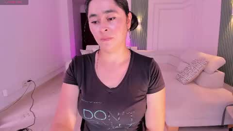 Snapshot of _anna_parker_ chatting on 06.22.26 Ana online show from 06.22.26