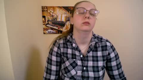 Anna online show from 02.25.25