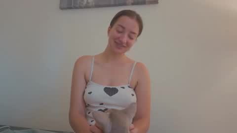 Anna online show from 09.15.25