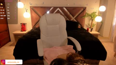 antonnela online show from 09.13.25