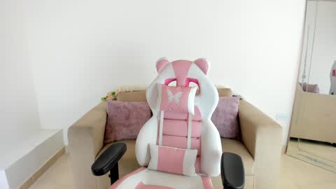    online show from 01.29.25