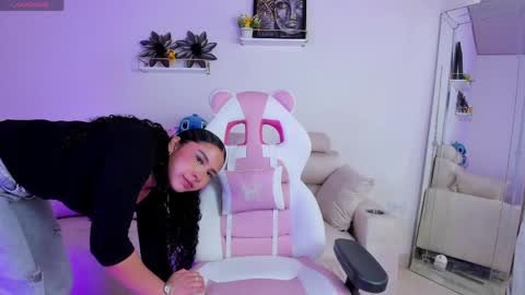    online show from 05.04.26