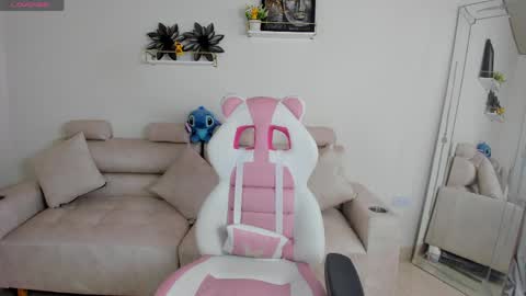    online show from 05.05.26