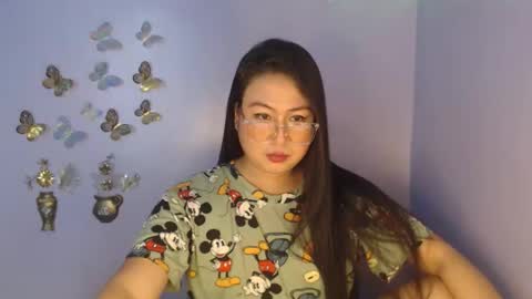 Snapshot of _arah chatting on 02.17.26 arah online show from 02.17.26