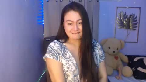 Snapshot of _arah chatting on 02.25.26 arah online show from 02.25.26