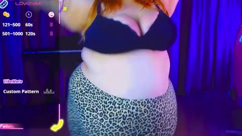 _ariaakashi_ online show from 11.15.25