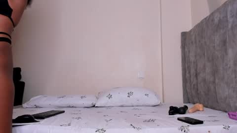 Ariah independent model online show from 05.10.26