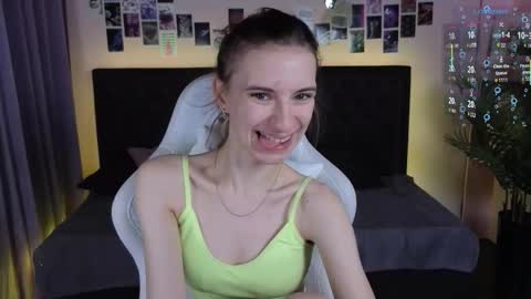 _ash_leyy_ online show from 10.13.25