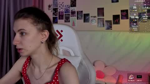 _ash_leyy_ online show from 03.23.26