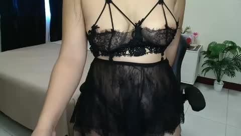 Angie online show from 09.12.25