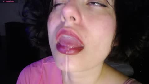 Snapshot of _atenea_golden chatting on 01.14.25 atenea online show from 01.14.25