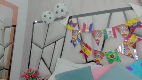 Aura online show from 06.25.26