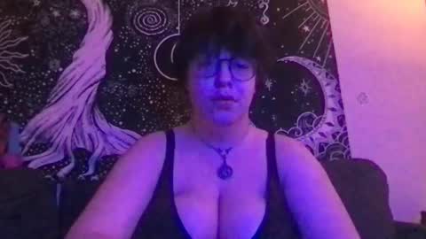 Snapshot of _bandit_b0y chatting on 12.31.24 bandit online show from 12.31.24