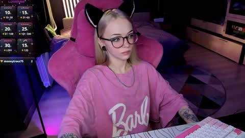 Olivia Subscribe to my Fansly -   online show from 04.26.26