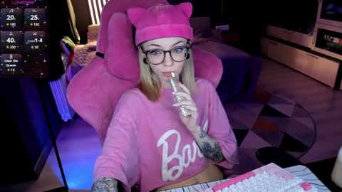Olivia Subscribe to my Fansly -   online show from 04.28.26