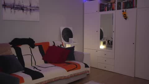 Lili online show from 02.17.26