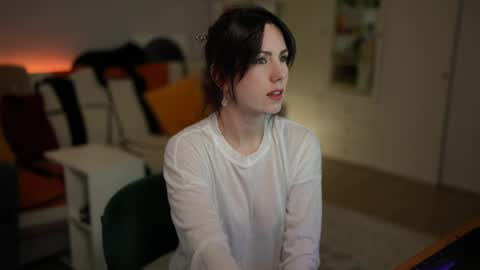 Lili online show from 05.05.26