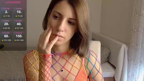 Laura online show from 10.13.25