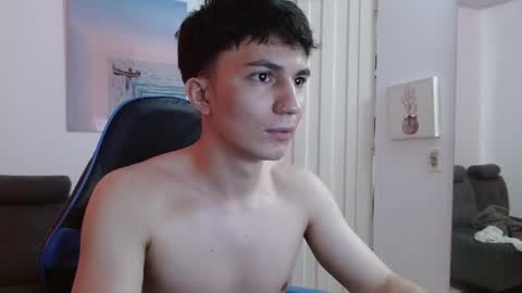 Snapshot of _blakee chatting on 02.08.26 B L A K E online show from 02.08.26