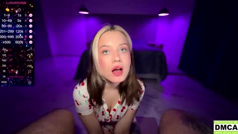 Hey were Vi and Alex VACATION FROM OCTOBER 31 TO NOVEMBER 12. AVAILABLE ON INST online show from 02.24.25