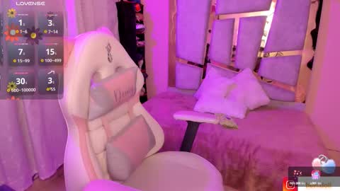 Snapshot of _briigite chatting on 09.23.25 Angie  Independent model online show from 09.23.25