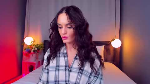 _carlawhite_ online show from 12.19.25