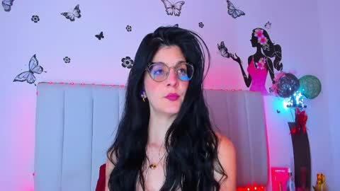 Carolina  online show from 04.19.26