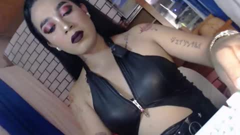 Caroline online show from 04.07.26