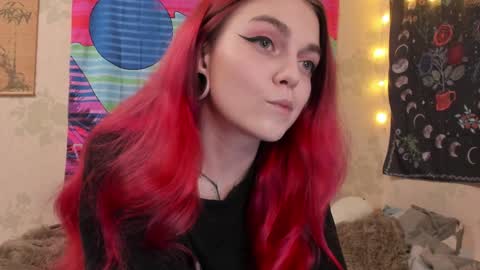 Caroline online show from 12.08.24