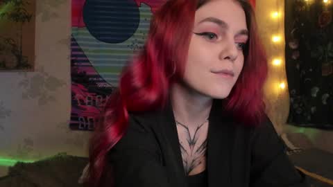 Caroline online show from 01.05.25