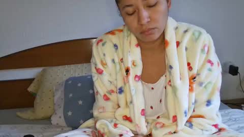 Snapshot of _cattleya1 chatting on 12.10.24 cat online show from 12.10.24