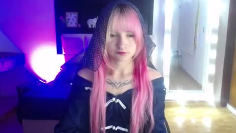 _charlotte_collins_ online show from 06.22.26