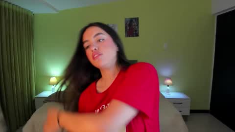 Snapshot of _charlotte_evans_2 chatting on 01.19.26 Charlote online show from 01.19.26