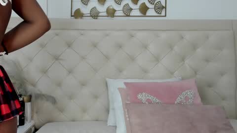 Chloe  online show from 01.12.25