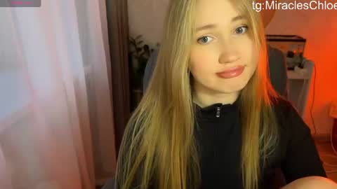 Snapshot of _chloe_miller_ chatting on 07.13.26 _chloe_miller_ online show from 07.13.26